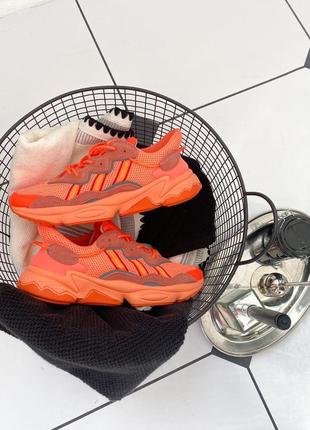 Женские кроссовки adidas ozweego orange оранжевого цвета