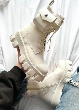 Шикарные женские массивные ботинки с карманами boyfriend boots white молочные