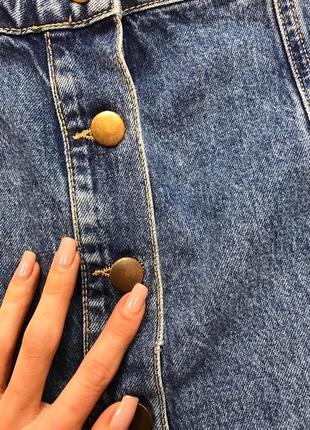 Стильная джинсовая юбка на пуговицах denim co7 фото