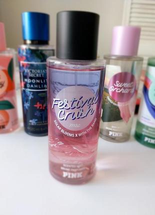 Парфюмированный спрей для тела victoria’s secret pink love fest scented mist festival crush- 250 ml