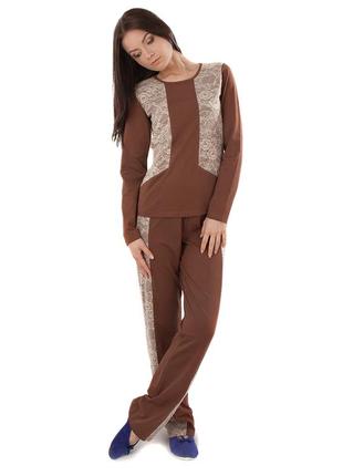 Жіноча піжама коричнева бавовняна з мереживом (кофта і штани)