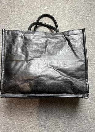 Женская объемная сумка - christian dior paris