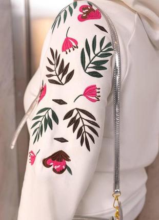 Світшот з вишивкою на рукавах тринитка з капюшоном туреччина великих розмірів 50-56 білий