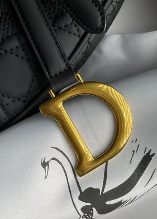 Женская сумка christian dior saddle bag in ultra matte black6 фото