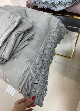Постельное белье с кружевом и легким одеялом 💕8 фото