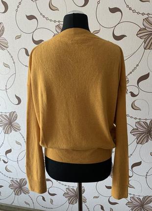 Zara свитер с v-образной горловиной, р.м6 фото