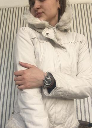 Куртка весняно осіння s.