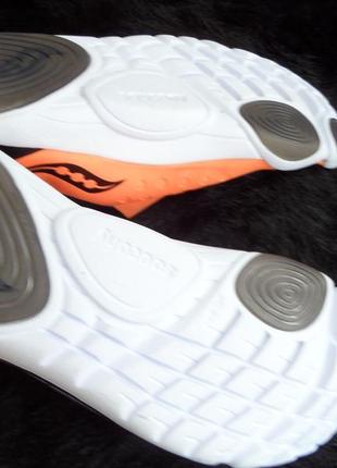 Беговые кроссовки saucony hattori 20126-6 размер 43-28 см8 фото