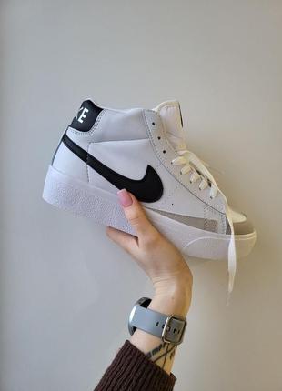 Кросівки nike blazer mid platform платформа1 фото