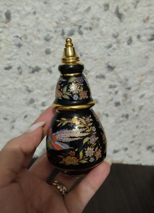 Sacconi

creamy perfume сливочный кремовый парфюм керамический флакон винтаж2 фото