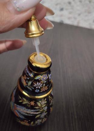 Sacconi

creamy perfume сливочный кремовый парфюм керамический флакон винтаж5 фото