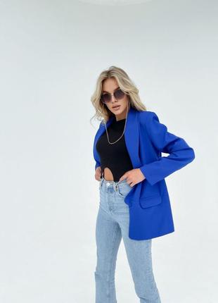 Женский элегантный синий яркий пиджак в деловом стиле2 фото