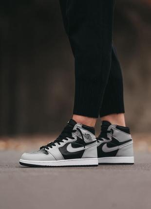 Жіночі кросівки nike air jordan 1 retro grey black чорного з сірим кольорів