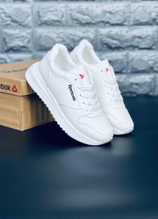 Reebok женские/ подростковые белые кроссовки размеры 36-41