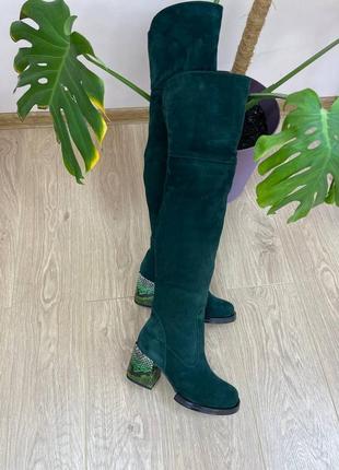 Зелені замшеві чоботи чоботи ботфорти на каблуку