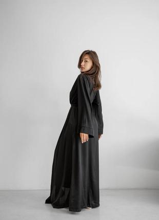 Женский шелковый черный халат длинный