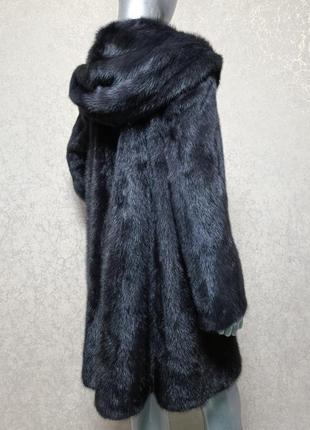 Норкова шуба з капюшоном