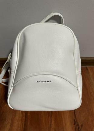 Рюкзак белый новый эко кожа рюкзак