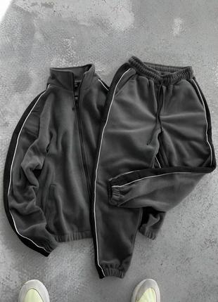 Спортивний костюм