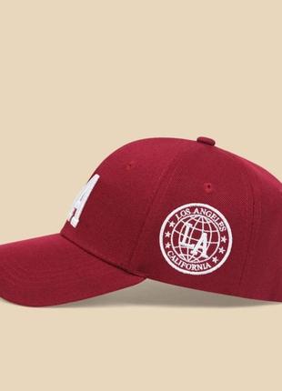 Крутая яркая кепка унисекс logo hat, майсболка3 фото