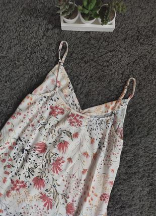 Красивая нежная цветочная маечка с пуговками майка блуза  на тонких брителях zebra7 фото