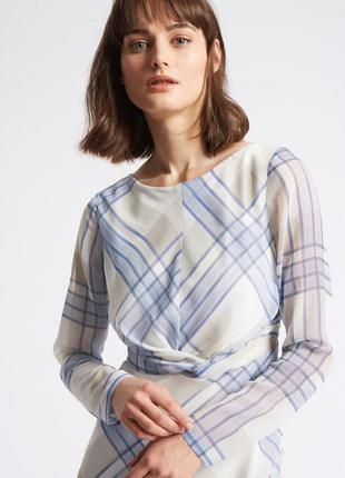Ніжна, жіночна, повітряне міді-сукня з шифону з асиметричним низом3 фото