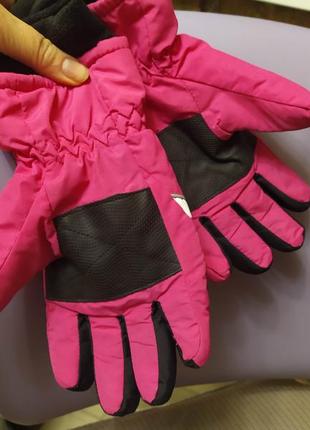 Лыжные перчатки женские