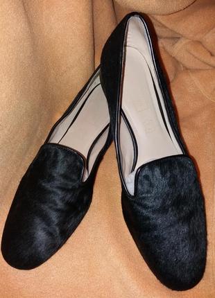Натуральные туфли-лоферы с мехом пони,41разм 27см..1 фото