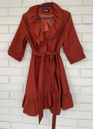 Легкий плащ dolche&gabana