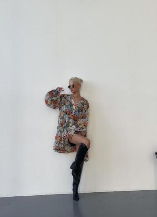 Шифоновое платье в принт под пояс