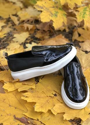 Сліпони з натуральної шкіри, франція