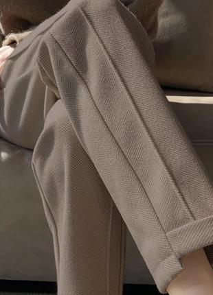 Брюки замш вставки зауженные эко кожа джоггеры кожаные оверсайз объемные классические прямые по фигуре слоучи прямые широкие брюки кант7 фото