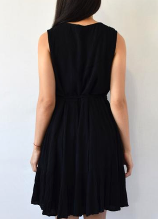 Натуральное черное платье миди с вышивкой от new look2 фото