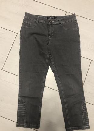 Женские бриджи р 40