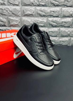 Nike подростковые/ мужские кроссовки черные размеры 36-45