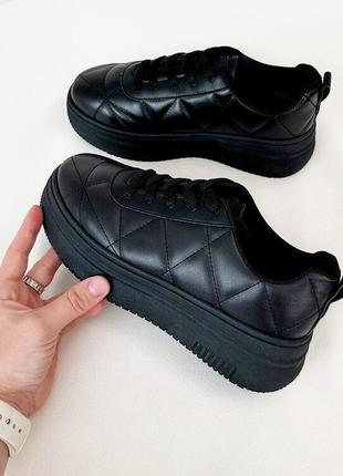 Черные кроссовки эко-кожа, черное жеэнские кроссовки, черне кроссовки 36-40р код 93224 фото