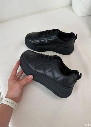 Черные кроссовки эко-кожа, черное жеэнские кроссовки, черне кроссовки 36-40р код 93221 фото