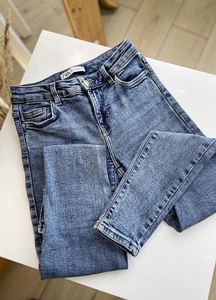 Джинси zara/