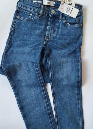 Mango джинси жіночі
нові 34 розмір4 фото