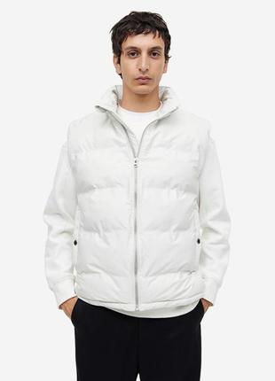 Жилетка h&m water-repellent puffer vest white 1182526001 s5 фото