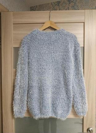 Приємний теплий светр 4
