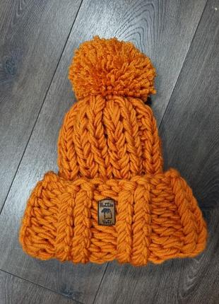 Тепла шапка українського бренду