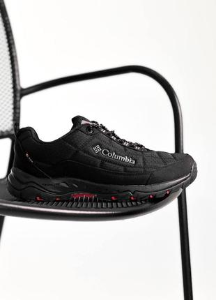 Мужские зимние кроссовки черные с красным в стиле columbia waterproof low black red