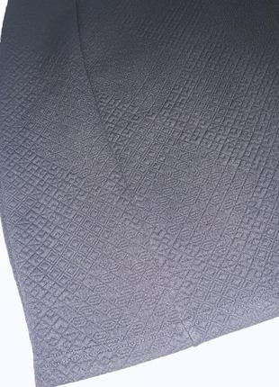 Елегантна спідниця з фактурної еластичної тканини3 фото