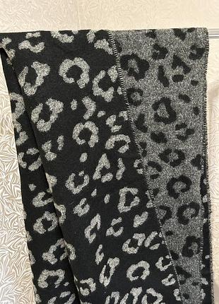 Теплый шарф в леопардовый принт zara