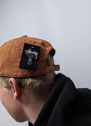 Кепка от stussy ольвет (черный, малиновый и светло - коричневый)2 фото