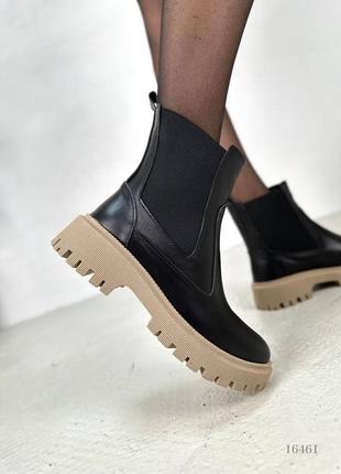 Женские ботинки челси черные кожаные на байке демисезонные