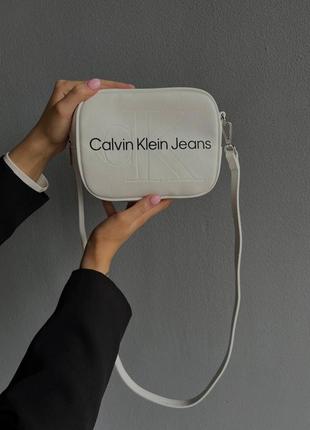 Calvin klein small crossbody bag white
