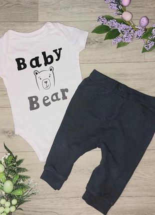 Комплект бодиков и спортивные штаны pepko+tomini на 3-6мес.