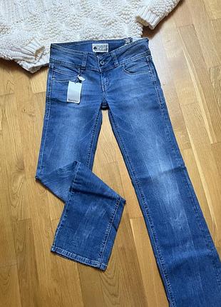 Женские джинсы брюки bershka